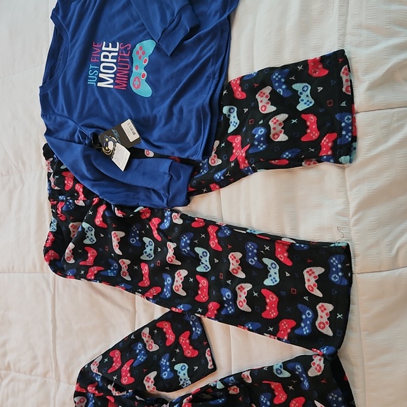 NINTENDO Gold Boys 3pc Sleep Set - 6/7. NEW - Picture 1 of 6